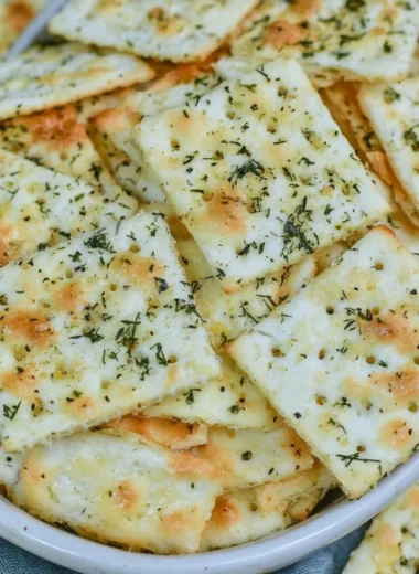 Crunchy dill pickle saltine crackers ready to snack on.