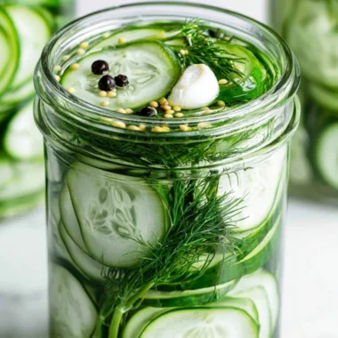 Super easy refrigerator dill pickles recipe with fresh ingredients.