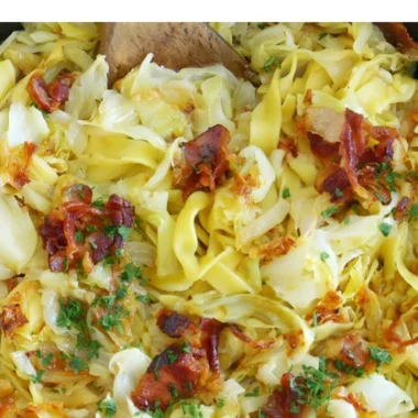 Delicious and traditional Polish noodles served with a variety of toppings.