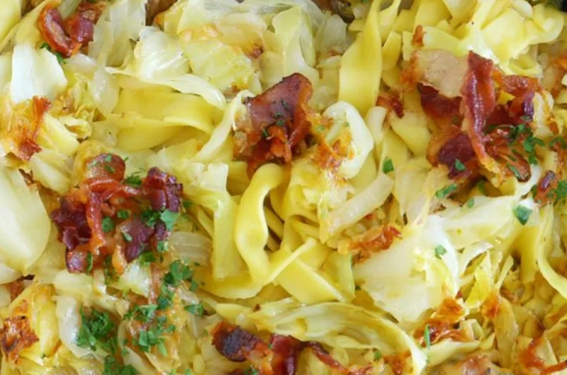 Delicious and traditional Polish noodles served with a variety of toppings.